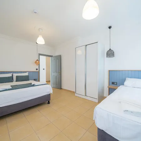 Hotel Bella *