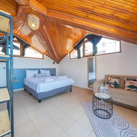 Bella Hotel