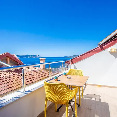 Bella * Kaş